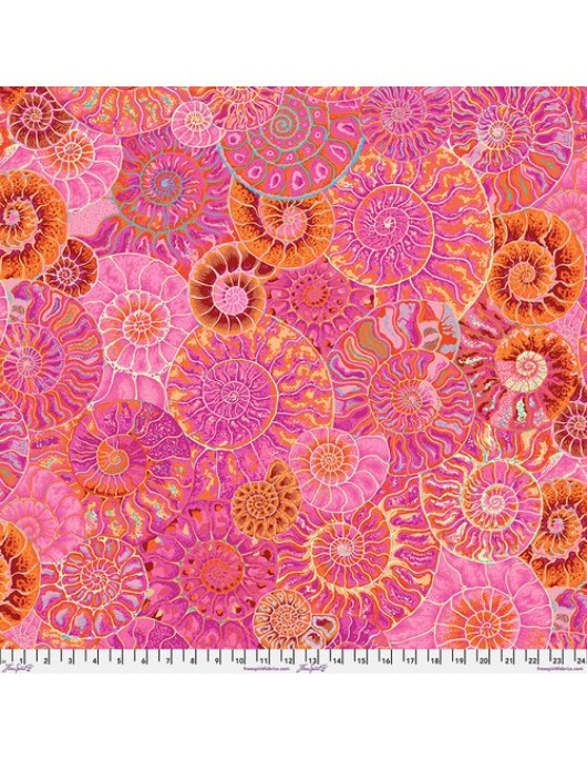 Kaffe PWPJ128 Ammonites pink